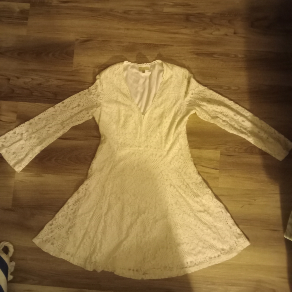 Polygram white lace long sleeve dress